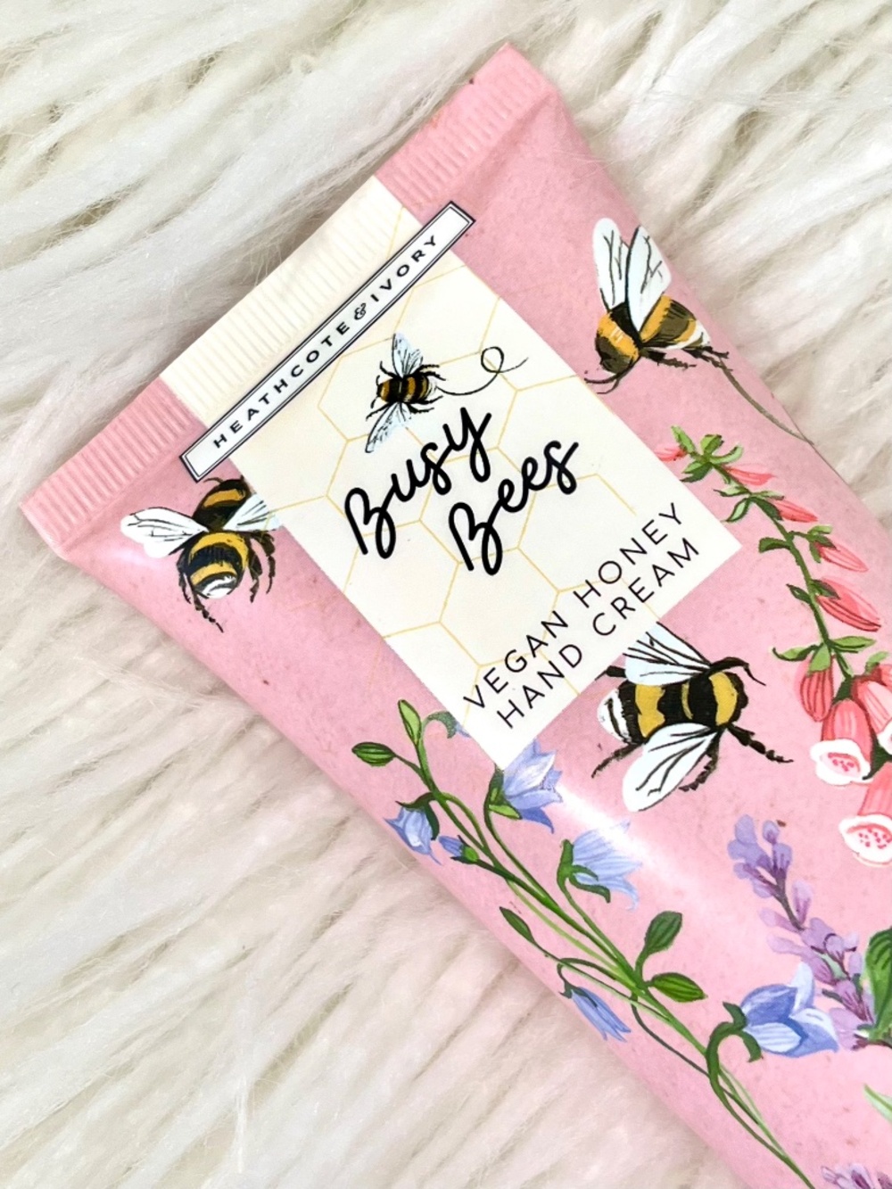 Heathcote & Ivory "Busy Bees Vegan Orange Blossom & Honey Hand Cream” NWT - Picture 3 of 8